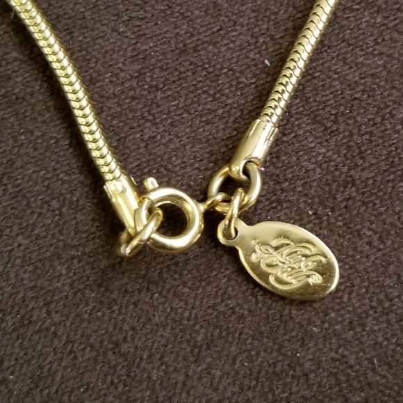 RARE KIRKS FOLLY CHARM HOLDER PENDANT NECKLACE - HEART - LOCKET + MORE - Picture 4 of 5